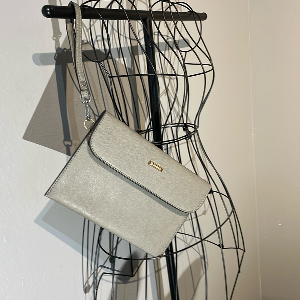 Grey wristlet